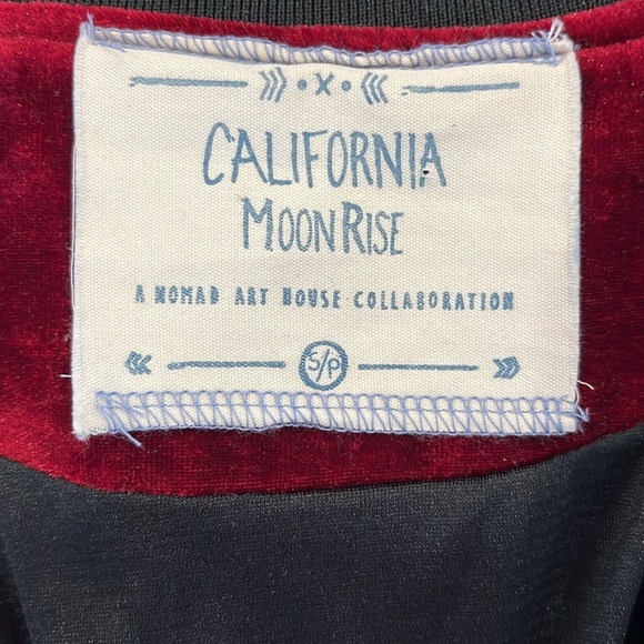 EUC California Moonrise jacket - Picture 7 of 8